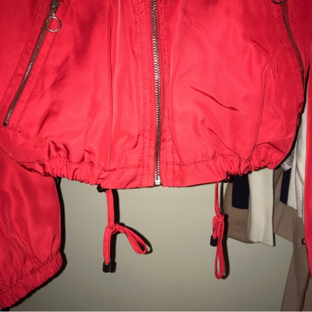 Red rain jacket - Picture 5 of 8